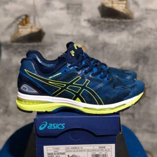 asics gel nimbus  19 