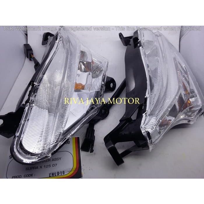 body motor supra batman... LAMPU SEN DEPAN SUPRA X 125 NEW 2007 (BATMAN)