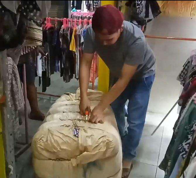 Ready Dan Siap Kirim Kemeja Motif Pria Lengan Panjang