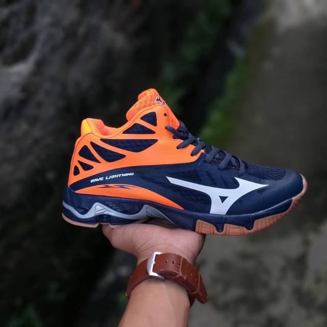 Sepatu VOLI MIZUNO WAVE LIGHTNING Z / Sepatu volley MIZUNO WAVE LIGHTNING Z