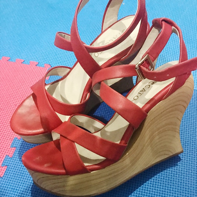 Staccato wedges