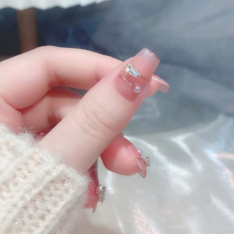 20pcs Manik-Manik Kuku 3D Bentuk Tetesan Air Warna Emas / Silver Untuk Dekorasi Nail Art