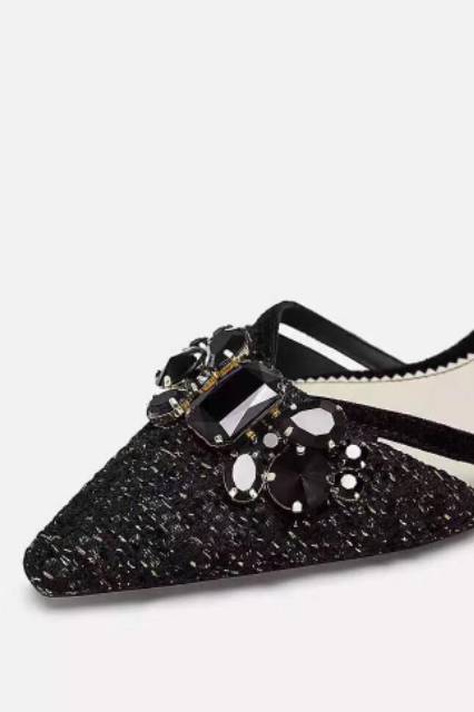 Zara classy Flat shoes Free box