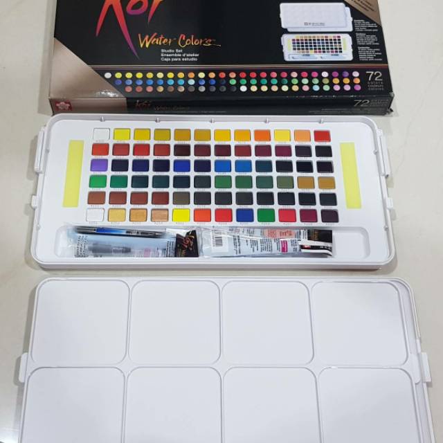 

Koi water colours 72 warna studio set