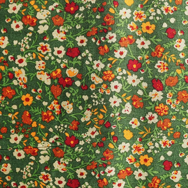 

Tkn 18242 (Harga per 2 Yard)