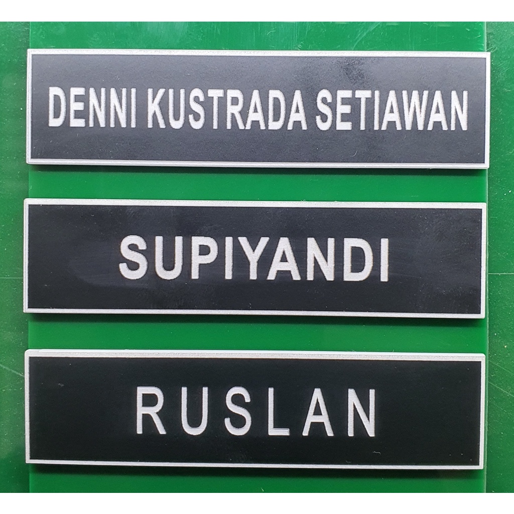 

papan nama dada grafir laser murah