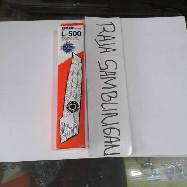 

pisau cutter besar Kenko L 500 alat potong karton pisau kater kenko DISKON6