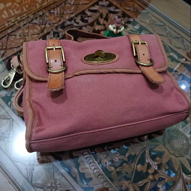 SOLD---Fossil VRI Messenger Canvas