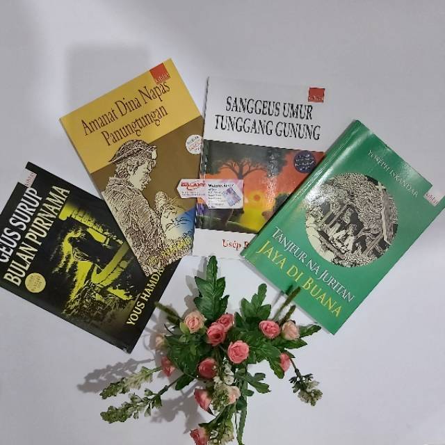 NOVEL SUNDA / BARUANG KANU NGARORA / MOAL DI MUMURAH BUKU