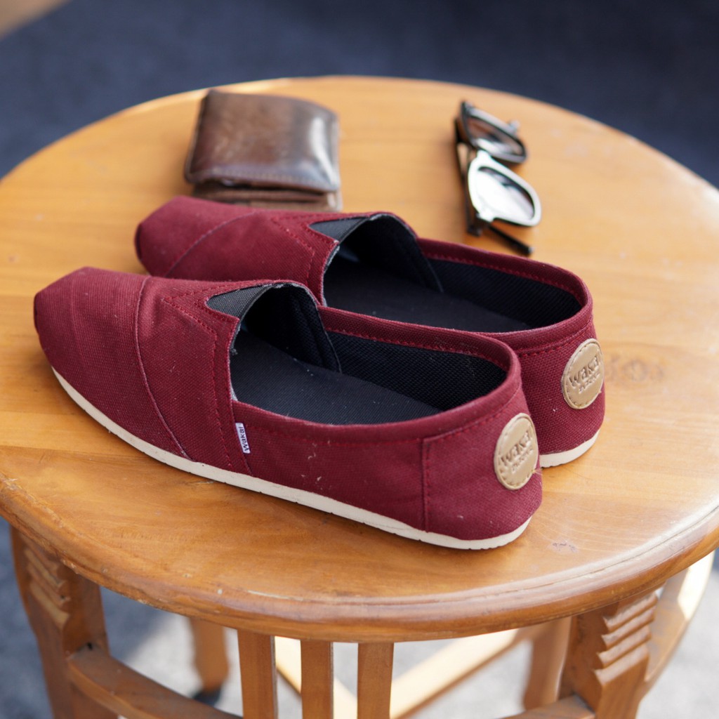 SM88 - RECOMENDED!! Sepatu Wakai Selop Maroon Kasual Slip On Santai Laki Murah Keren Cowok / Pria