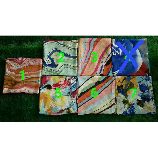 Kerudung Segi Empat Umama / Scarf Merk Umama