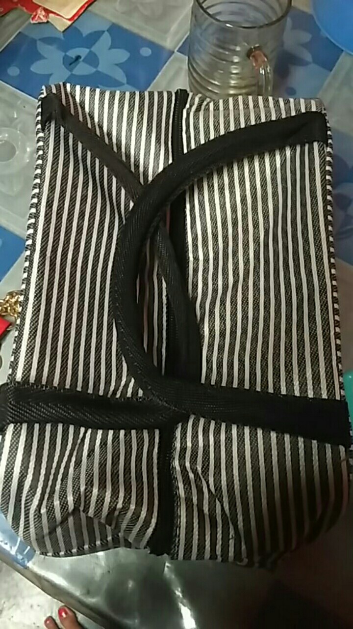 Tas Bekal Import Terbaru Insulated Bag M105 A Stripes Navy, Brown , Gold , Black