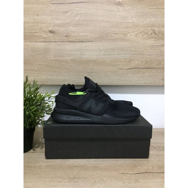 New balance 247 triple black