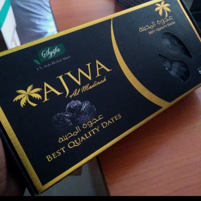 

Kurma Ajwa Kwalitas Premium isi 500 gram