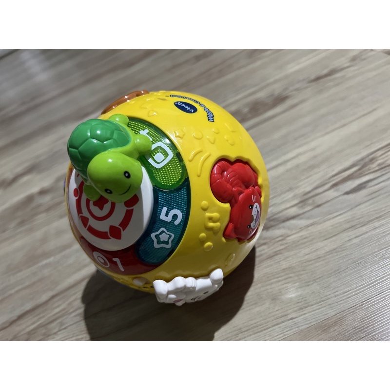 vtech wiggle and crawl ball