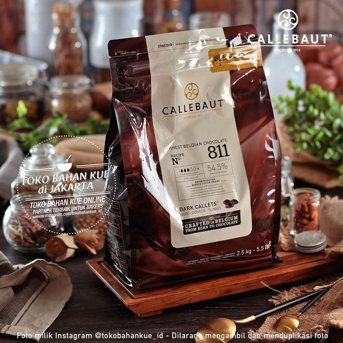 

Callebaut 811NV 250gr Dark Chocolate Couverture 54,5% Cokelat Baking SALE Kode 92