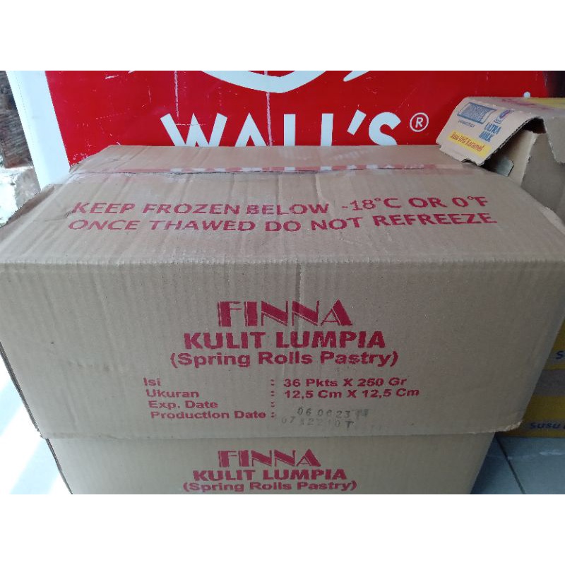 

1 Carton Finna Kulit Lumpia (Spring Roll Pastry) 12.5cmx12.5cm/5 inch isi 50lembar (36pack)