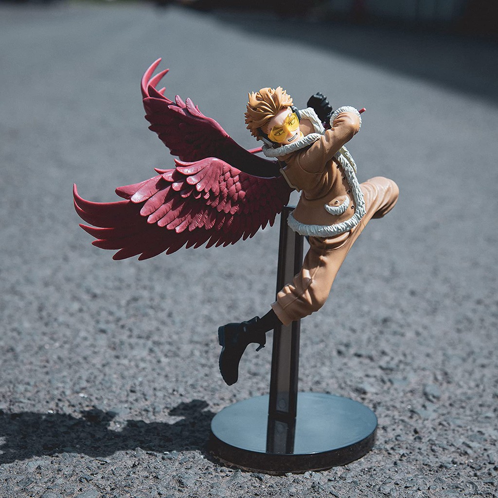 PVC Figure Hawks - The Amazing Heroes Vol. 12