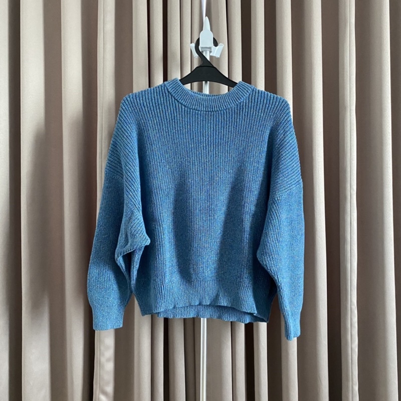 New UNIQLO Knit rajut tebal oversized biru lengan balon