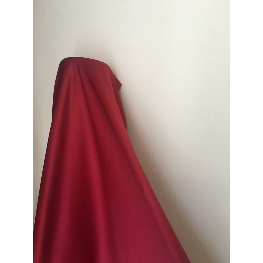 Kain Satin Velvet Premium Warna Merah Maroon Bahan Seragaman bahan Furing Bisa untuk Background Backdrop foto Produk