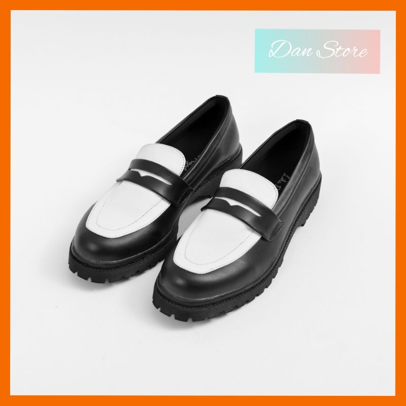 Sepatu Loafers Wanita Sepatu Docmart Hitam Putih KHAILA SHOES