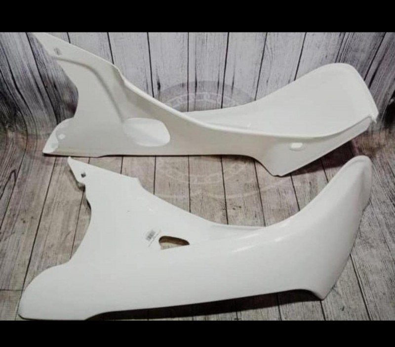 legshield luar SAYAP honda GRAND putih