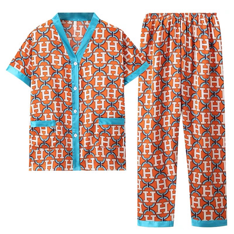 JC- Stelan V Satin Import CP / Piyama Satin Kancing Lerah V Import / piyama Korea Terbaru / Piyama Import Terbaru