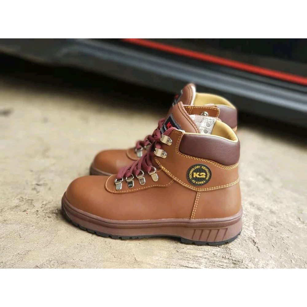 Safety Shoes k2 - Sepatu besi - Sepatu pengaman -gudang-proyek-lapangan-sepatu pelindung kerja besi