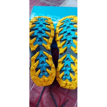 Sepatu Hoka One One M Torrent