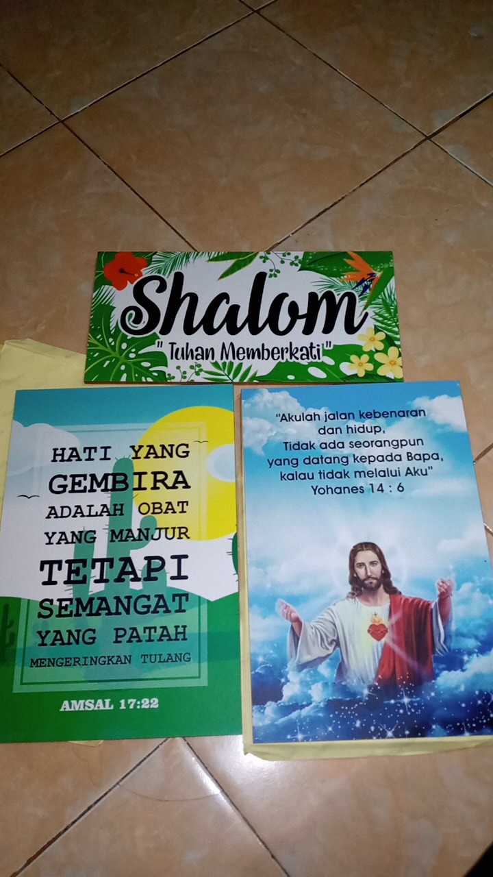 Hiasan Dinding Nasrani Poster Kutipan Ayat Amsal 17:22 Walldecor Kristen Katolik