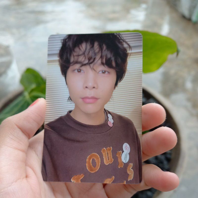 PC OFFICIAL JOHNNY NCT 127 SEASON GREETINGS 2022