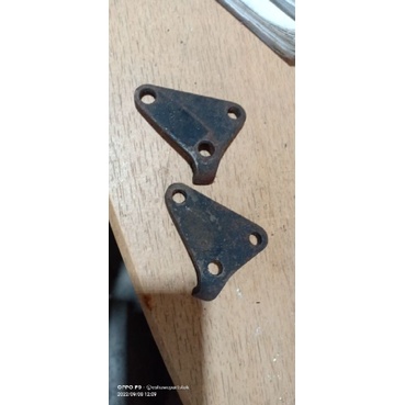 Braket helmet holder cb100 125 cantolan helm