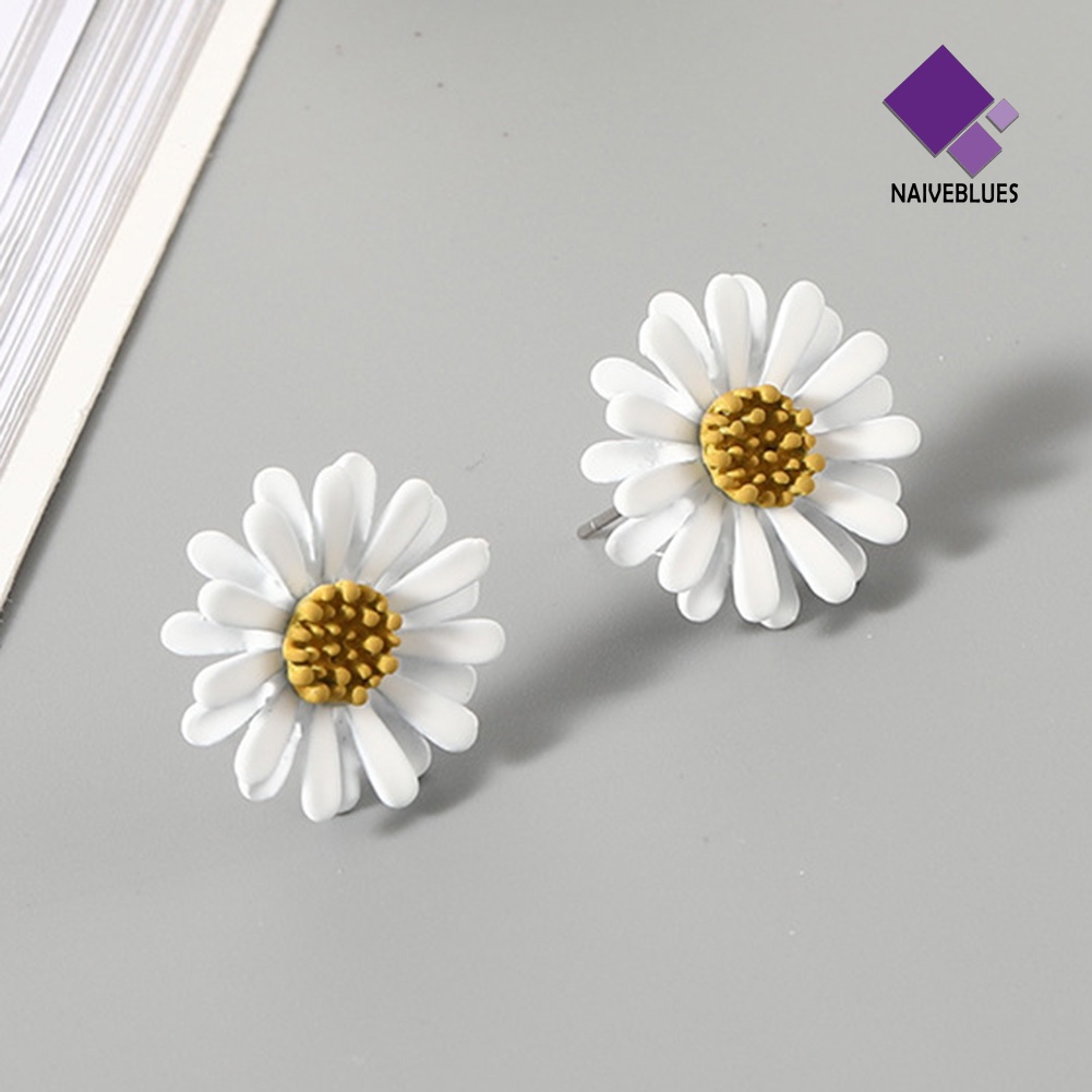 Anting Tindik Desain Bunga Aster Untuk Wanita