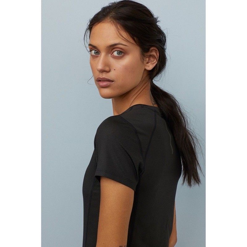 H*M SPORT DRY FIT WOMEN TEE/KAOS SPORT/JOGGING