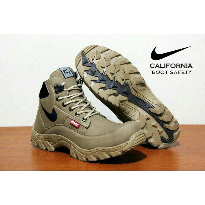 sepatu safety nike