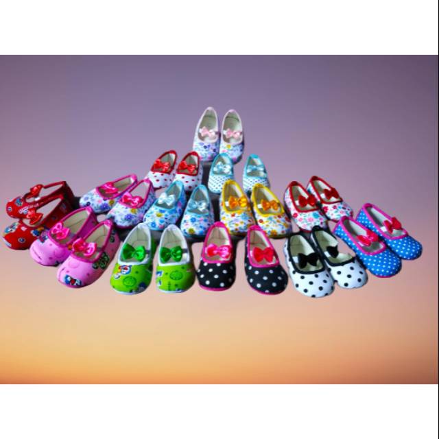 BIG SALE SEPATU BAYI/POLKADOT/FLOWER/DERAEMON(1kg20pasang)