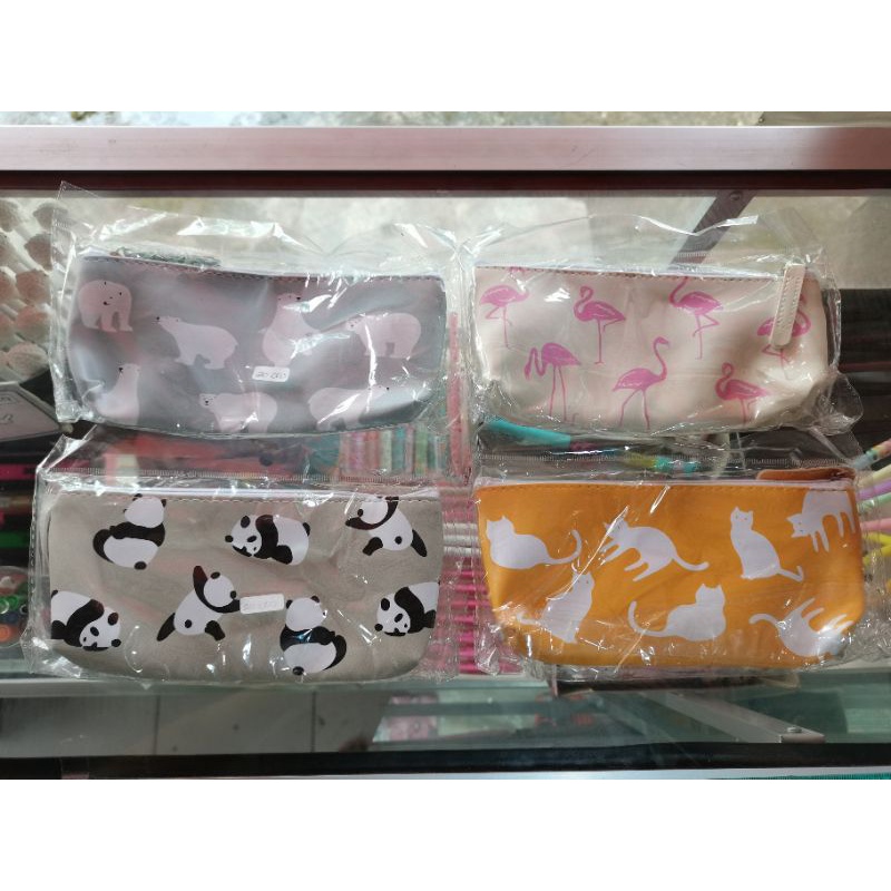 

Tempat Pensil Bear, Flamingo, Panda, Cat