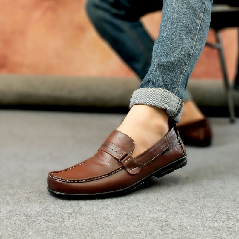 Sepatu kulit Sapi Asli Garut Casual Formal Pria Slip On Cowok Loafers Kasual laki-laki Kekinian Black &amp; Brown