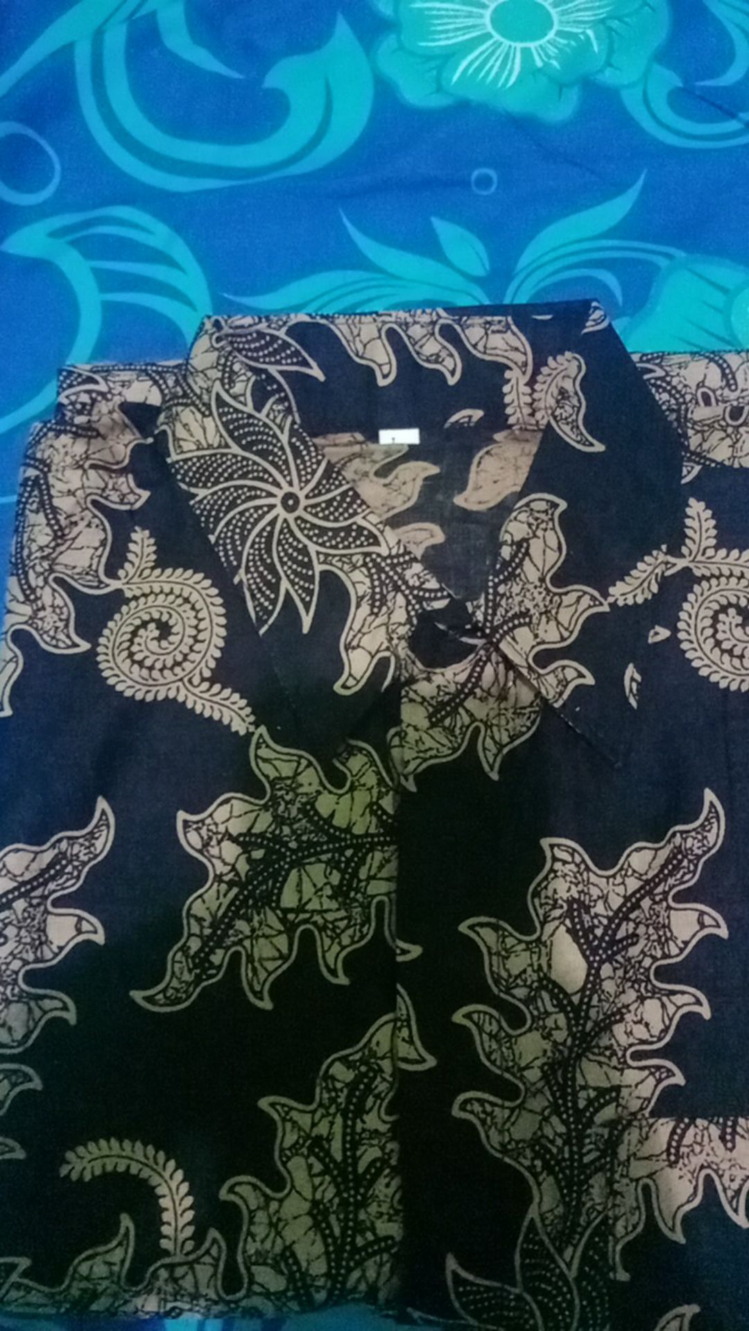 Batik Kalongan | Kemeja Batik Kantor