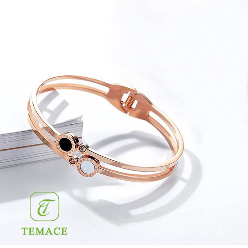 GELANG WANITA MODEL BUNGA HITAM RANTAI TITANIUM PREMIUM LAPIS EMAS 18K ANTI KARAT *G11