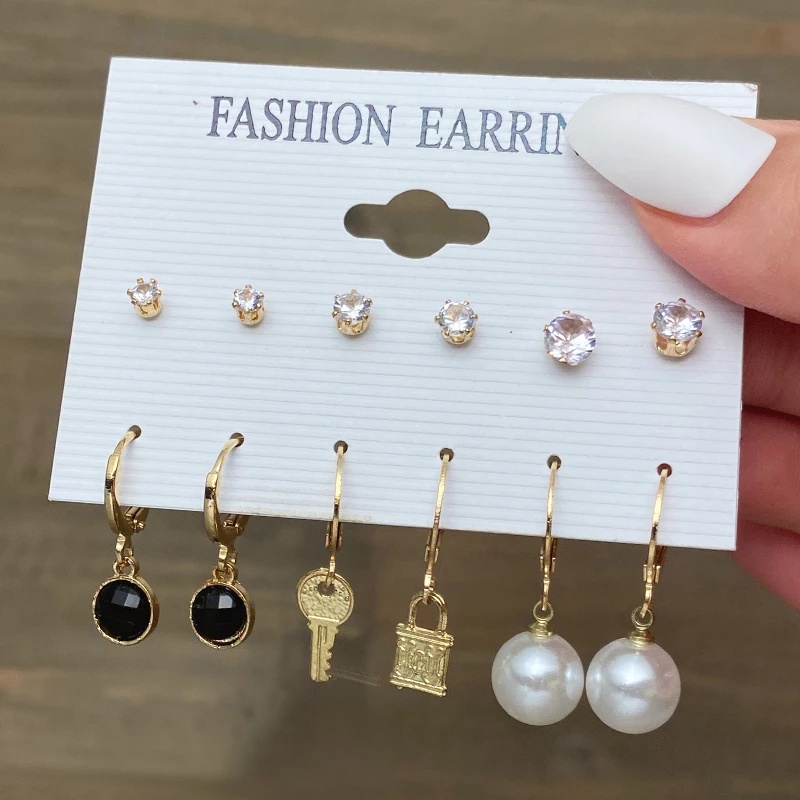 17KM Fashion Pearl Butterfly Earring Set Crystal Tassel Elegant Stud Earrings Gold Earrings Women Jewelry Accessories-38