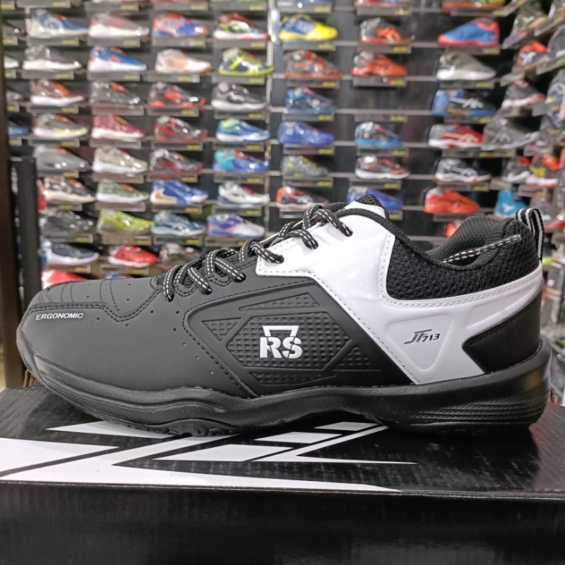 SEPATU BADMINTON RS TYPE JF 713 HITAM/PUTIH