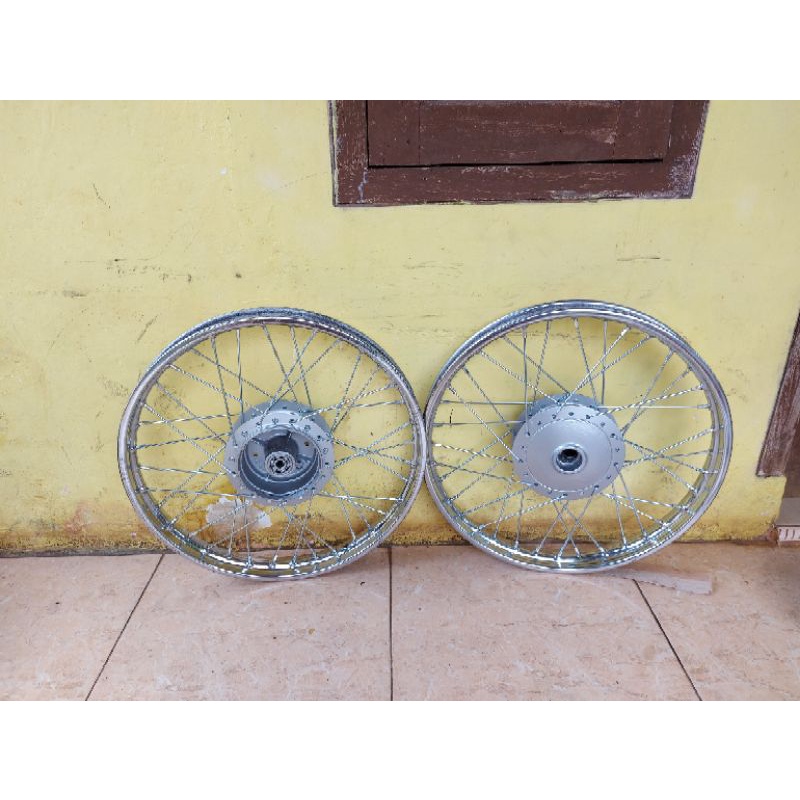 velg astrea grand depan belakang original