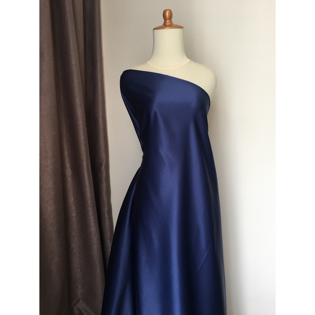 Kain Satin Velvet Premium Warna Biru Navy Dongker Bahan Seragaman Bahan Furing Bisa untuk Background Backdrop Foto Produk