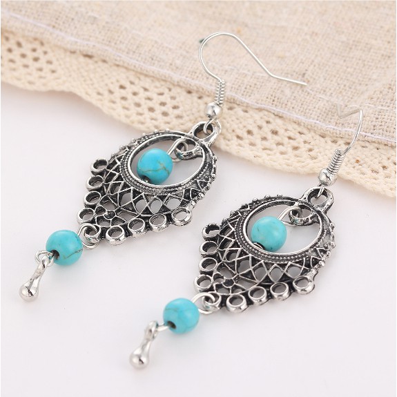 1 Pasang Anting Fashion Korea Model Hooks Tosca - E19