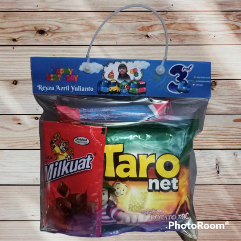 

Paket Snack Ulang Tahun Label / Tenteng Custom (FREE DESIGN)