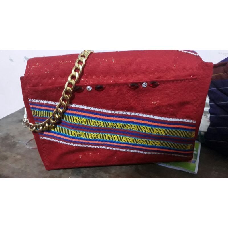 tas dari kain tenun