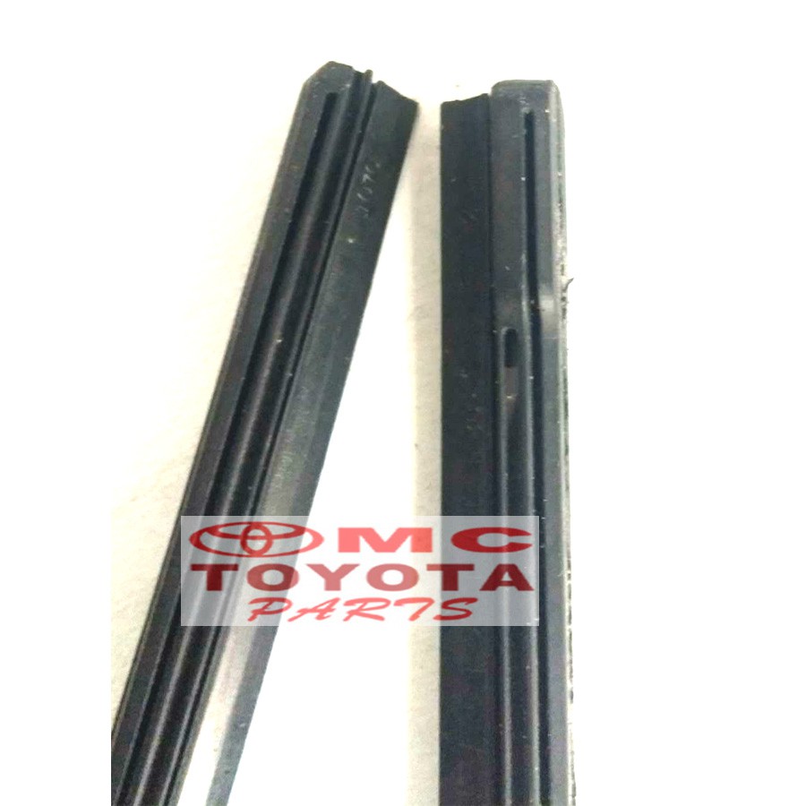 Karet Rubber Wiper Depan Kanan Toyota Previa 85214-28040