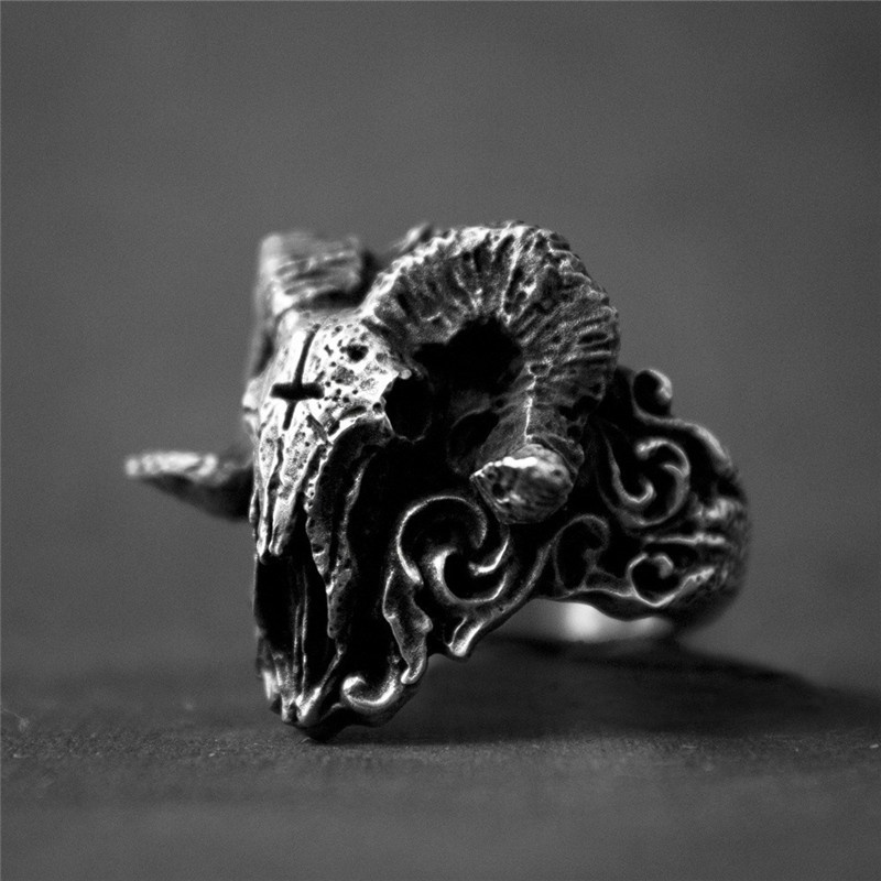 Vampire Ring Goat Ring Stainless Steel Bull Skull Unique Engagement Party Ring Men Punk Ring Jewelry Sheep Goat Head Horn Biker Ring