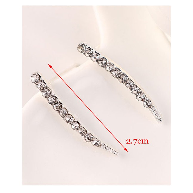 LRC Anting Tusuk Fashion White K Single Row Crescent Diamond Stud Earrings Y63195